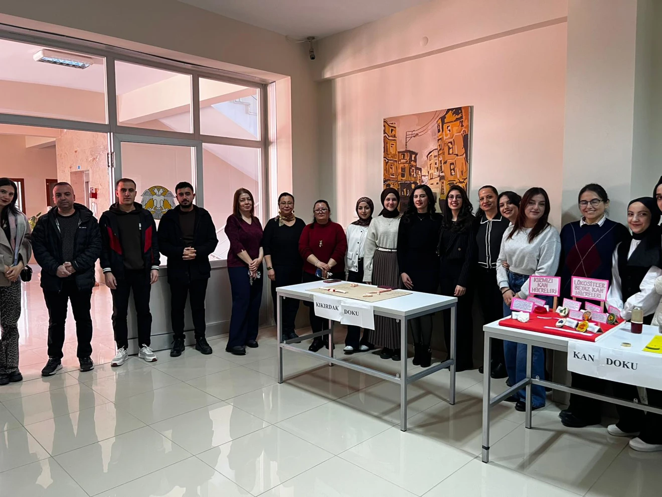 ÖĞRENME VE ÖĞRETMENİN GÖRSEL YOLCULUĞU:HEMŞİRELİKTE HİSTOLOJİ DERSİ SERGİSİ-2